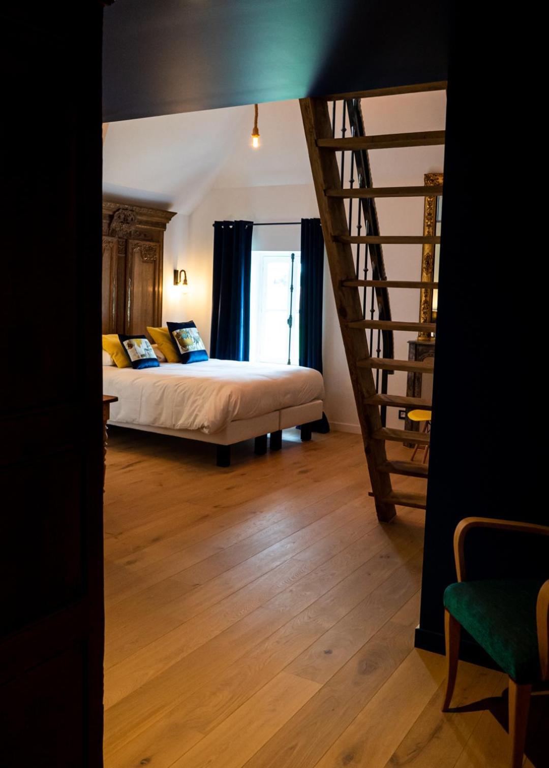 Chateau Du Bertry La Bouexiere Esterno foto